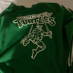 Teenage Mutant Ninja Turtles Green Sweatshirt